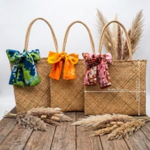 AYASKA - Classic Tote