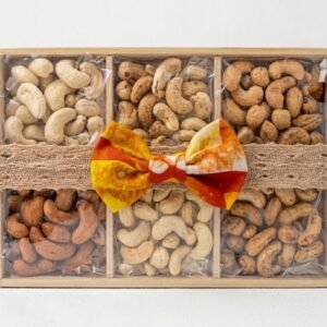 Ceylon Cashew 6 Varieties in Classic Wooden Gift Box - Nett Weight 360g